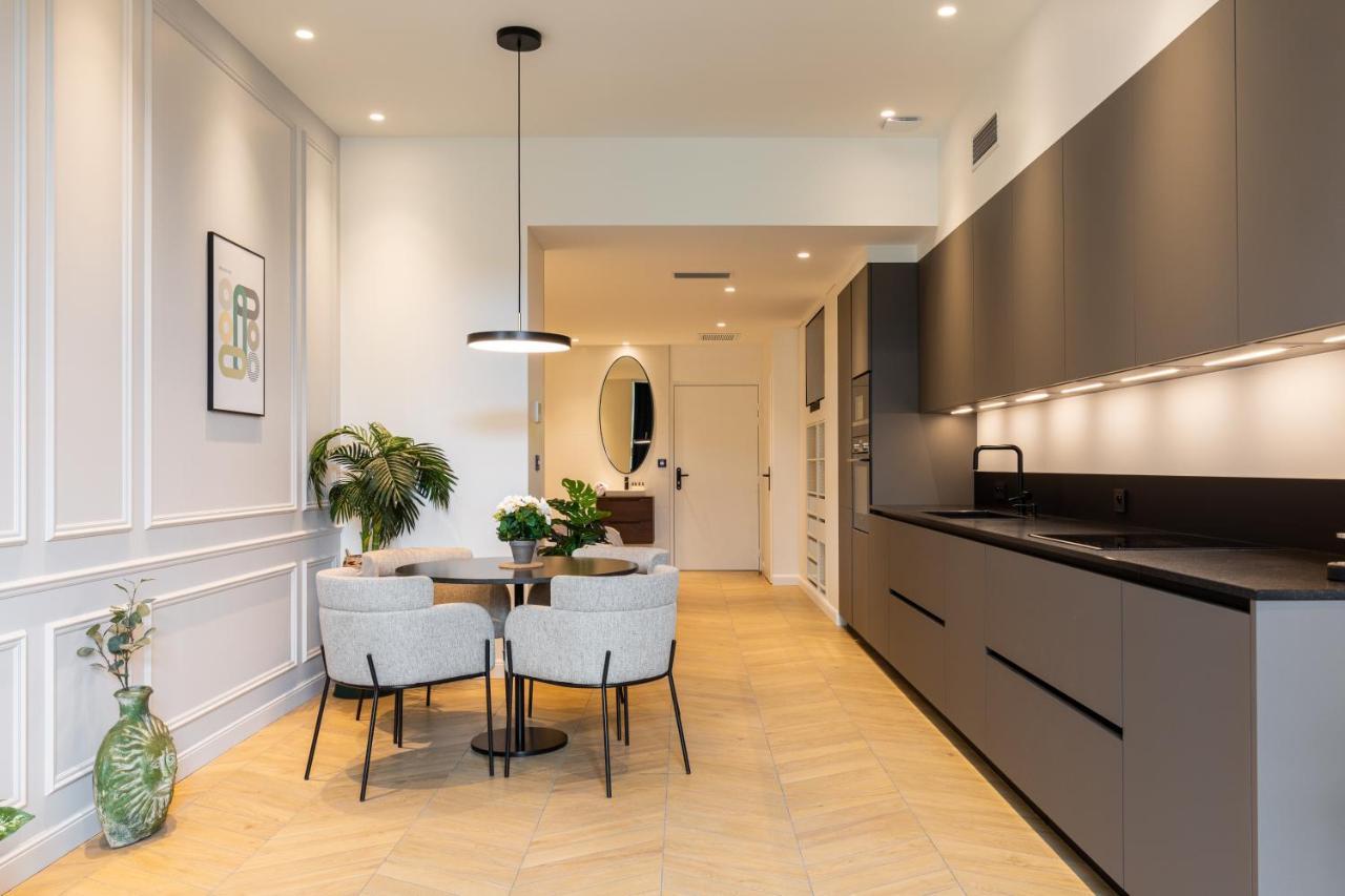 Mohom - Bellecour Apartment ลียง ภายนอก รูปภาพ