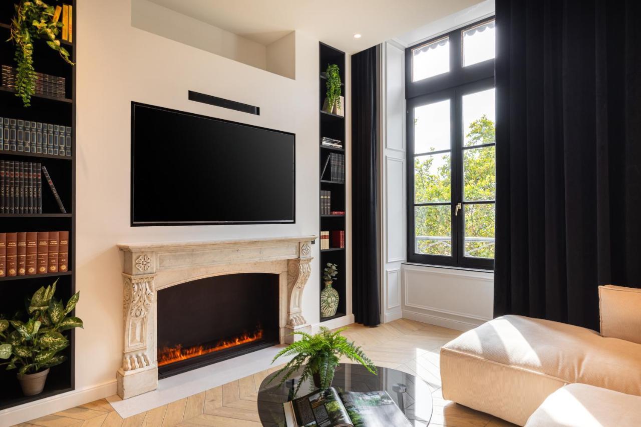 Mohom - Bellecour Apartment ลียง ภายนอก รูปภาพ