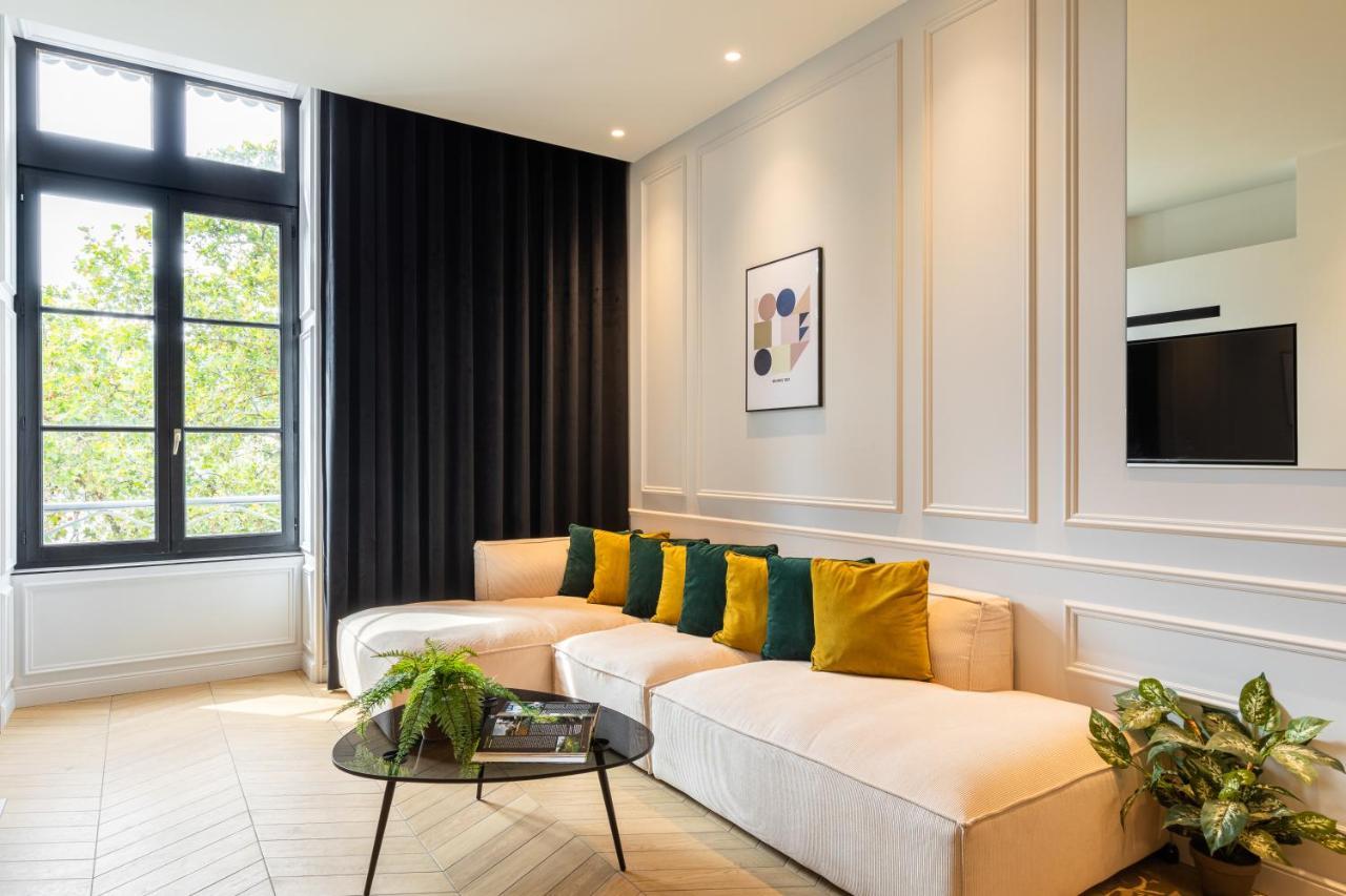 Mohom - Bellecour Apartment ลียง ภายนอก รูปภาพ